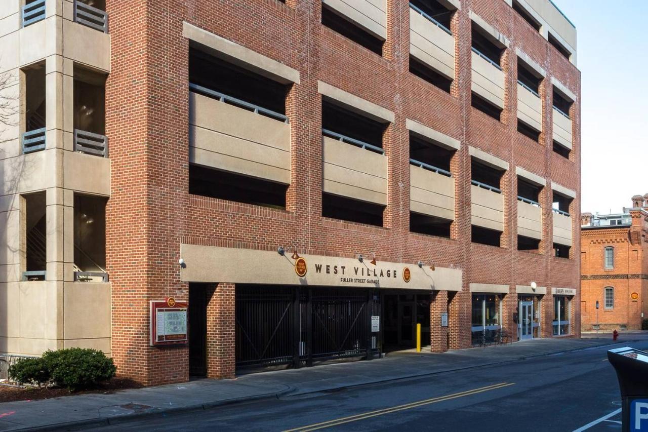 Apartmán Trifecta 2Br Free Parking Modern Superhost Durham Exteriér fotografie